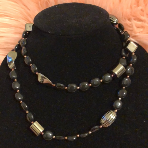 🛍Black and silver beaded necklace - Picture 2 of 3